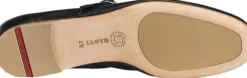 Dame Lloyd 06749859