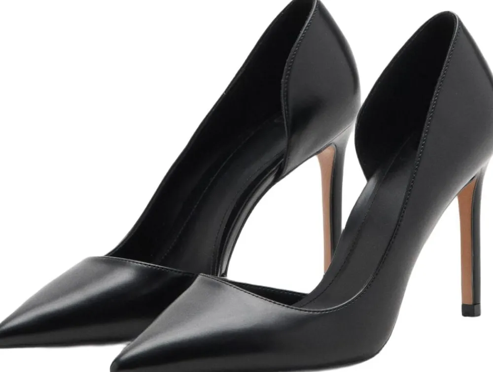 Asymmetrical heeled shoes>MANGO New