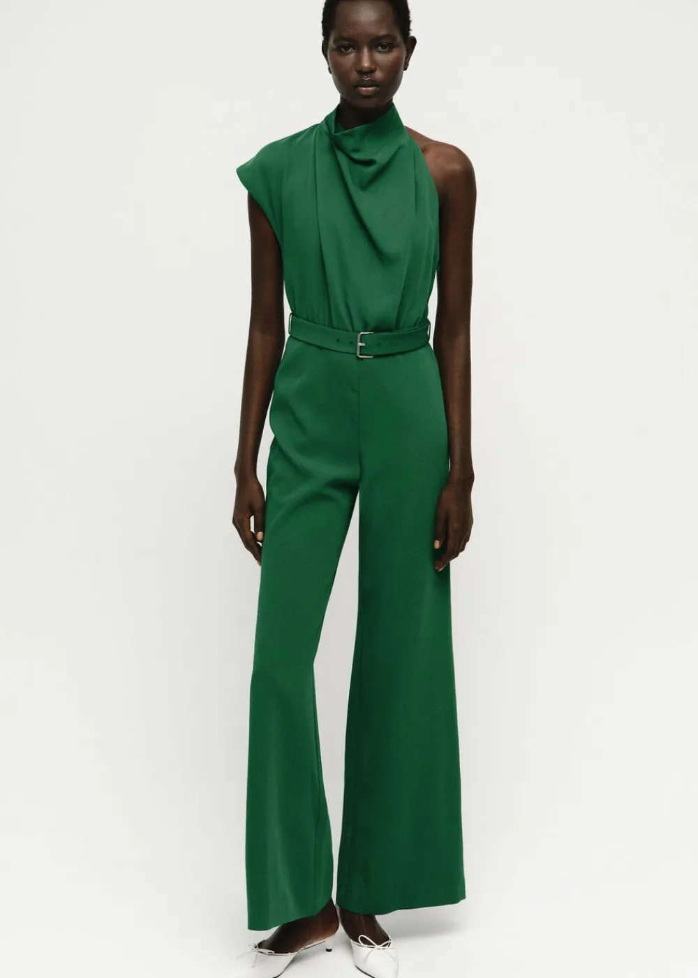 Asymmetrical long jumpsuit with bel>MANGO Online