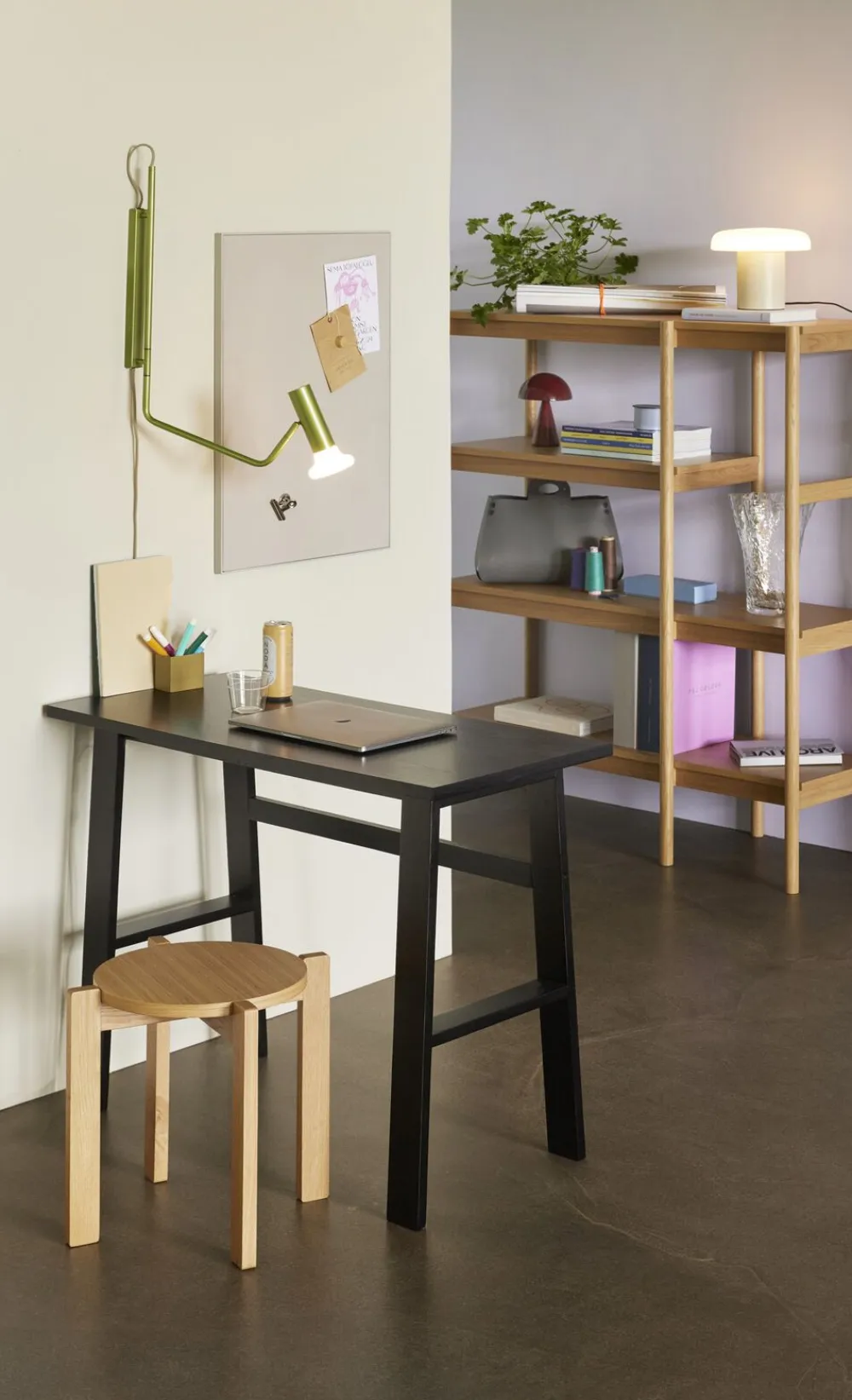 Hübsch Ateliers Bordlampe Sand/Hvid