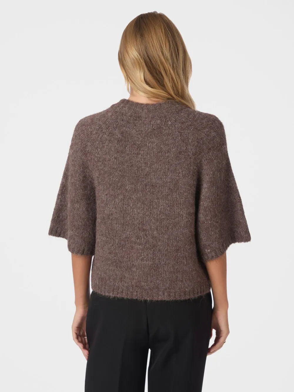 Dame Neo Noir Benuta Fluffy Knit Cardigan