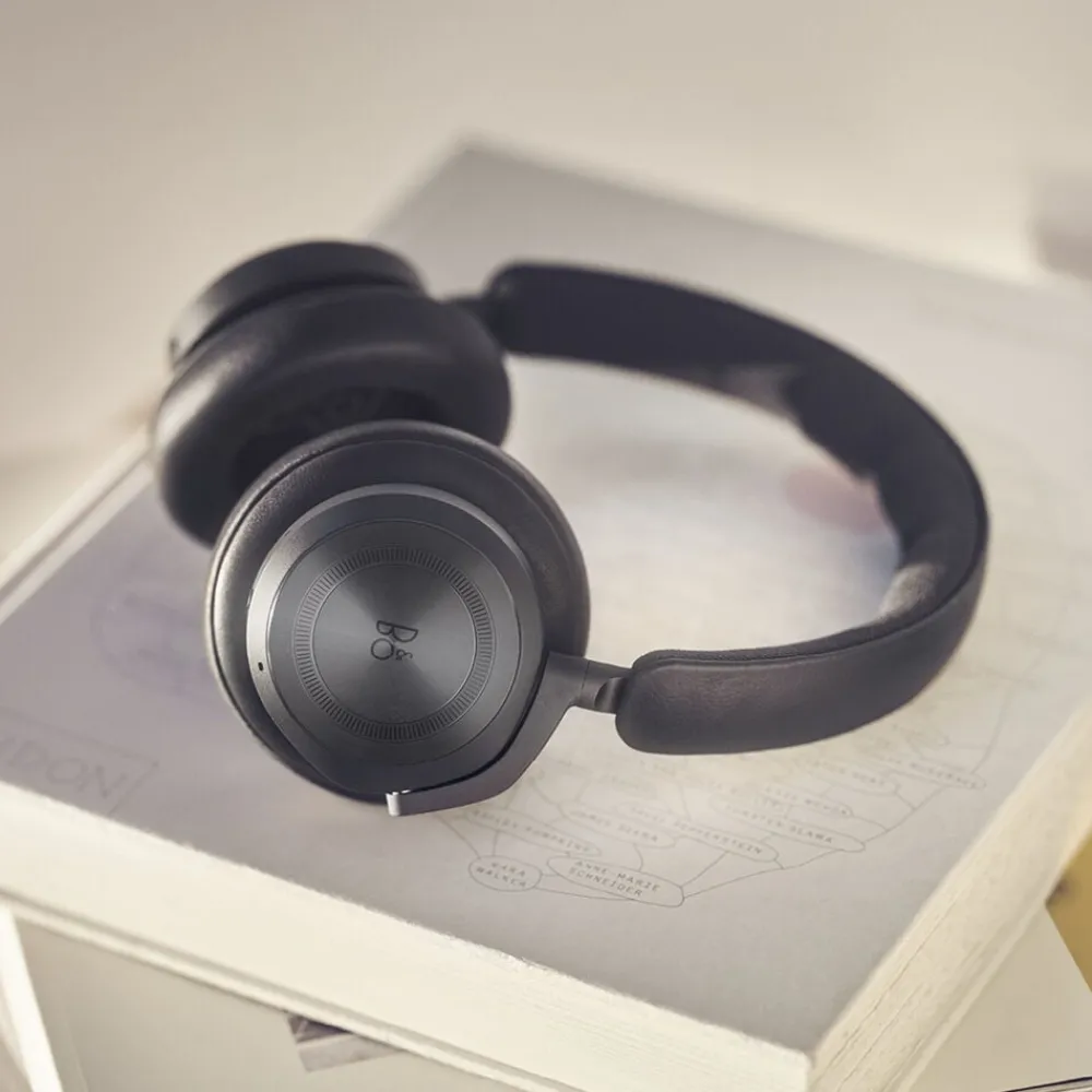 Bang & Olufsen Beoplay HX