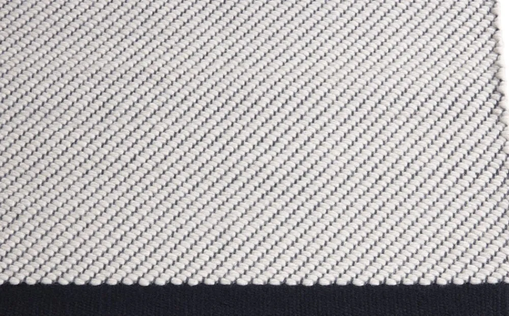 Bias Rug Tint-140 x 200-Black tint>Hay Hot