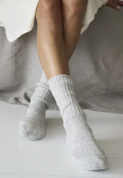 Dame moshi moshi mind boyfriend socks
