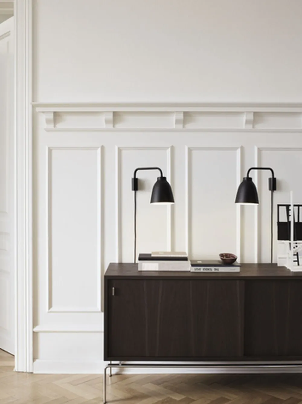 Fritz Hansen Caravaggio™ READ Black, Black Discount