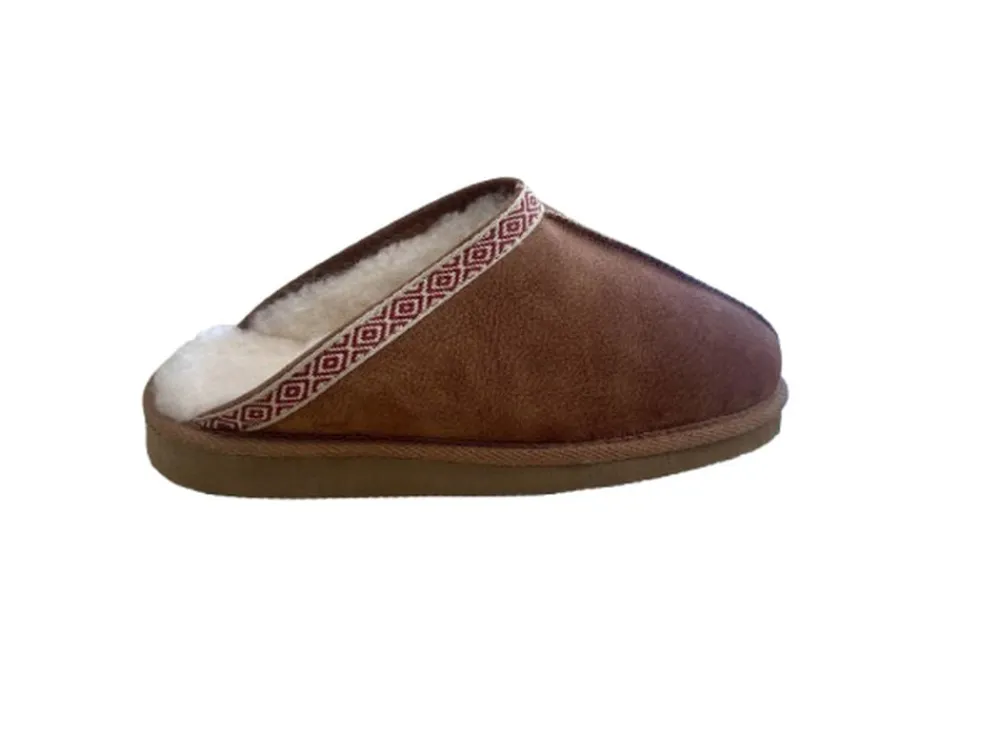 Dame Royal Slippers Crown