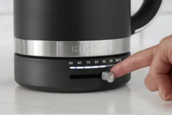 KitchenAid Elkedel 1,7 L Creme Discount