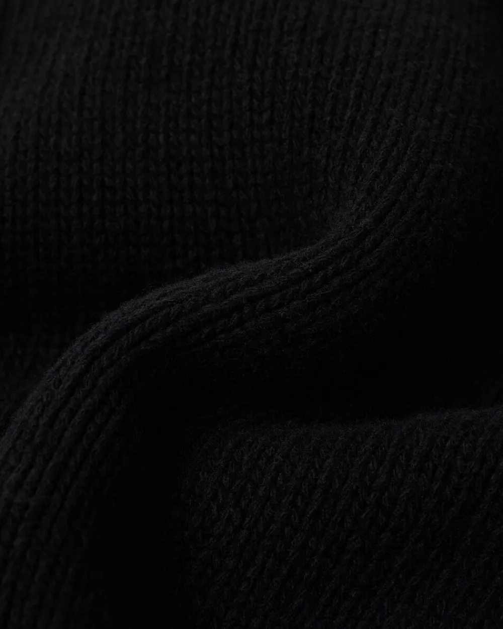 EDWIN ELLIS SWEATER-