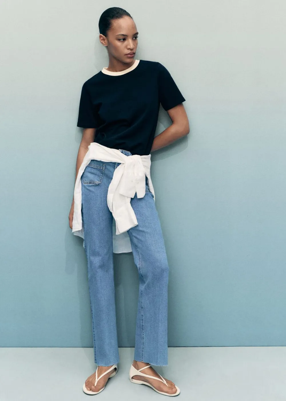 Flared cropped jeans with pockets>MANGO Clearance