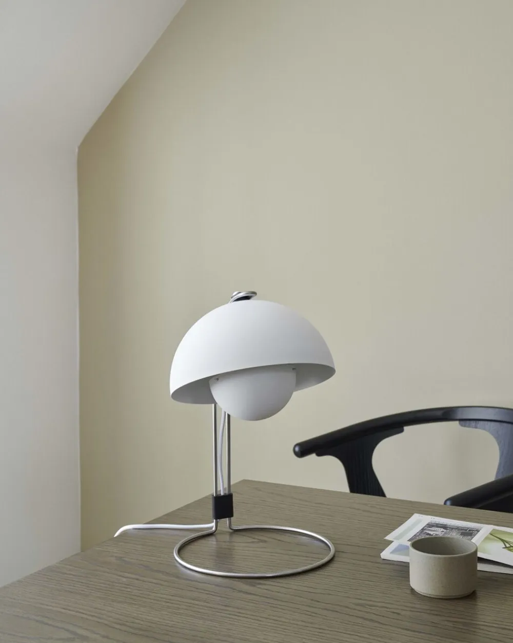 &Tradition FlowerPot Table lamp VP4 Matt white Hot