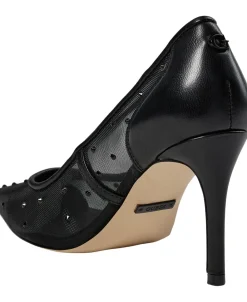 FOLLOW>GUESS Sale