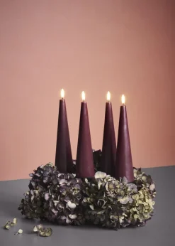 Uyuni Giftbox w. spike, remote, LED cone candle, Wine red, Smooth,