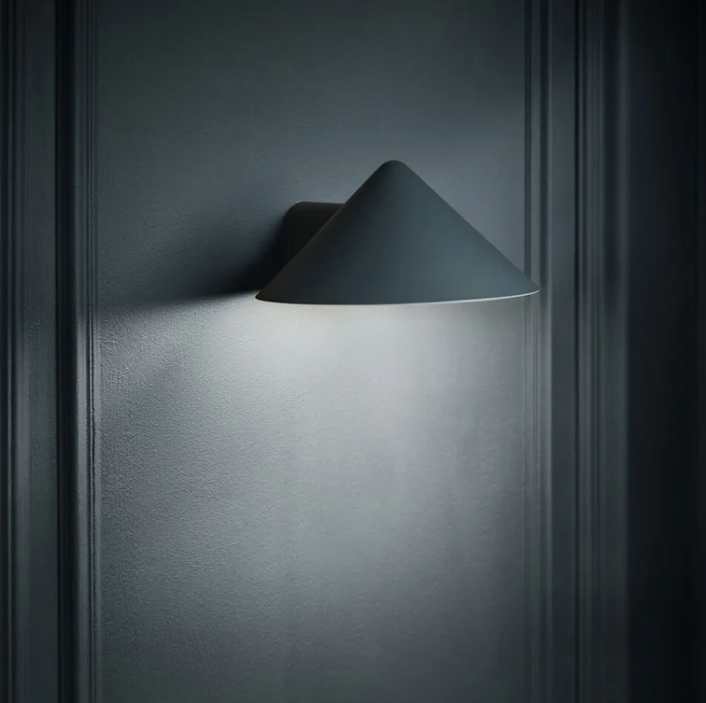 Frandsen Grasp Wall Online