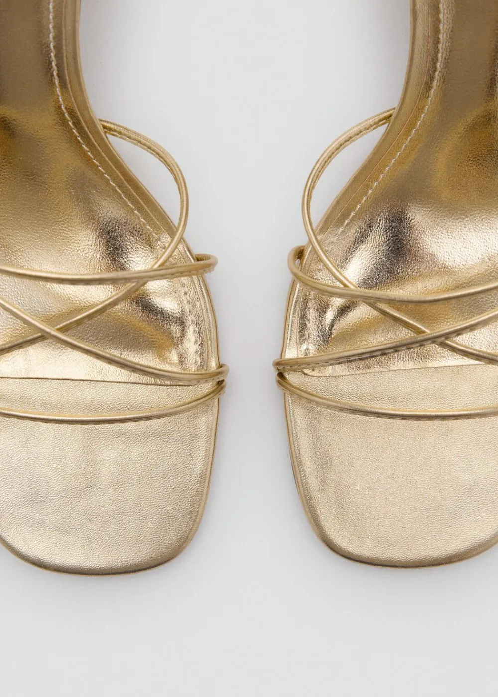 Heeled sandal with crossed straps>MANGO Online