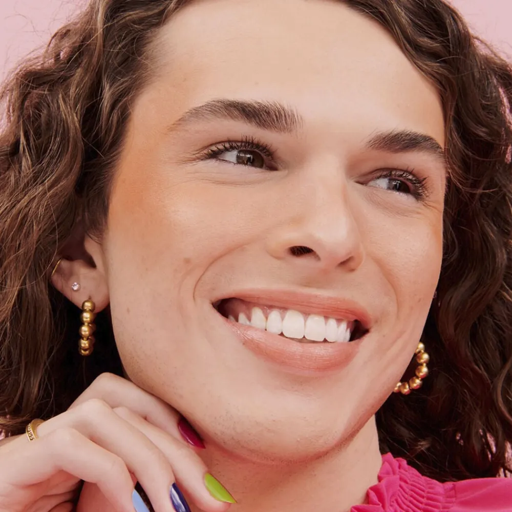Benefit Cosmetics Highlighter