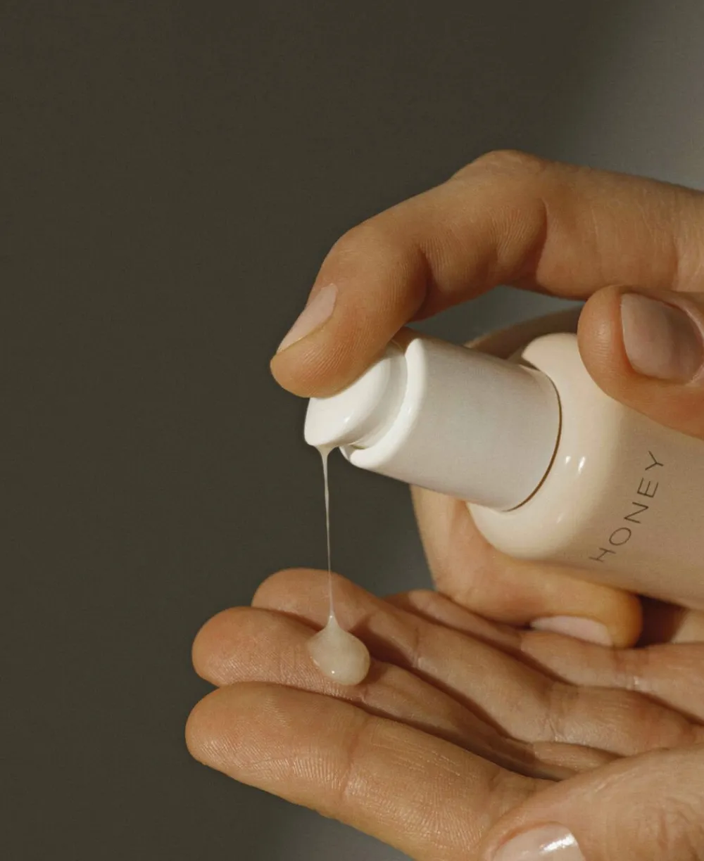 Hydra Serum - hyaluronic acid & niacinamide>HONEY Online
