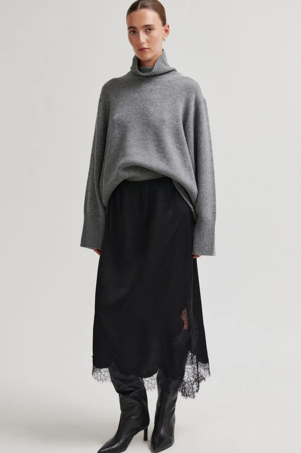 Dame Second Female Lacia Skirt