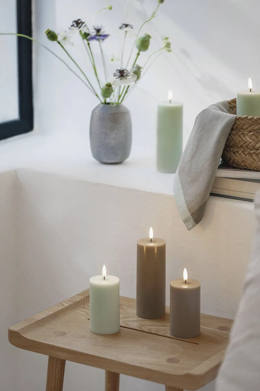 Uyuni LED pillar candle, Sandstone, Smooth, 5,8x10,1 cm