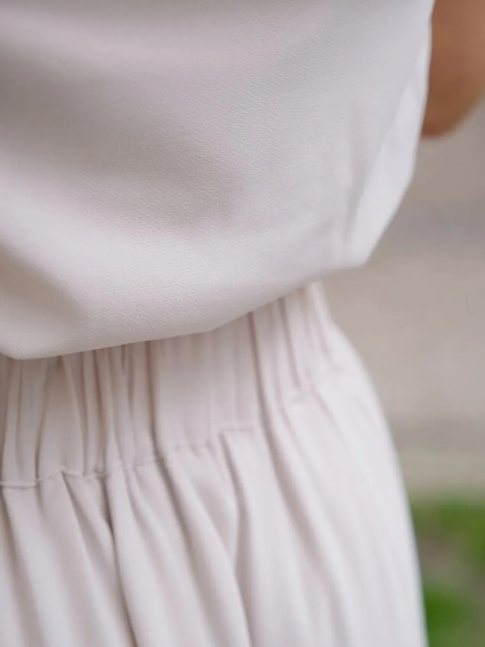 Neo Noir Lenni Skirt Ivory New