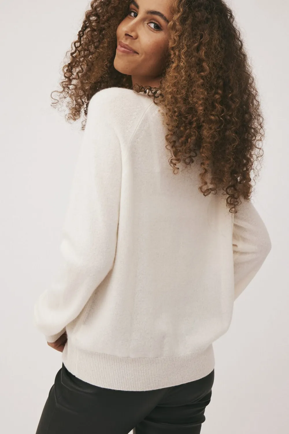 Magasin du Nord Collection Mabel 2 - 100% Cashmere Off white New