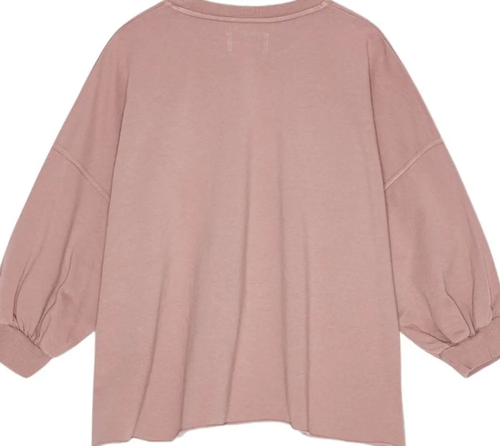 Dame moshi moshi mind mantra sweat