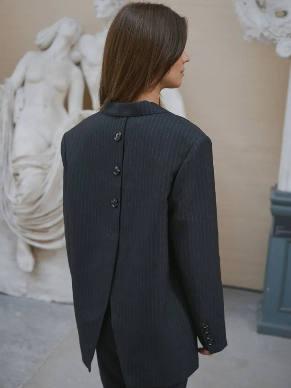 Dame Neo Noir Marielle Button Back Blazer