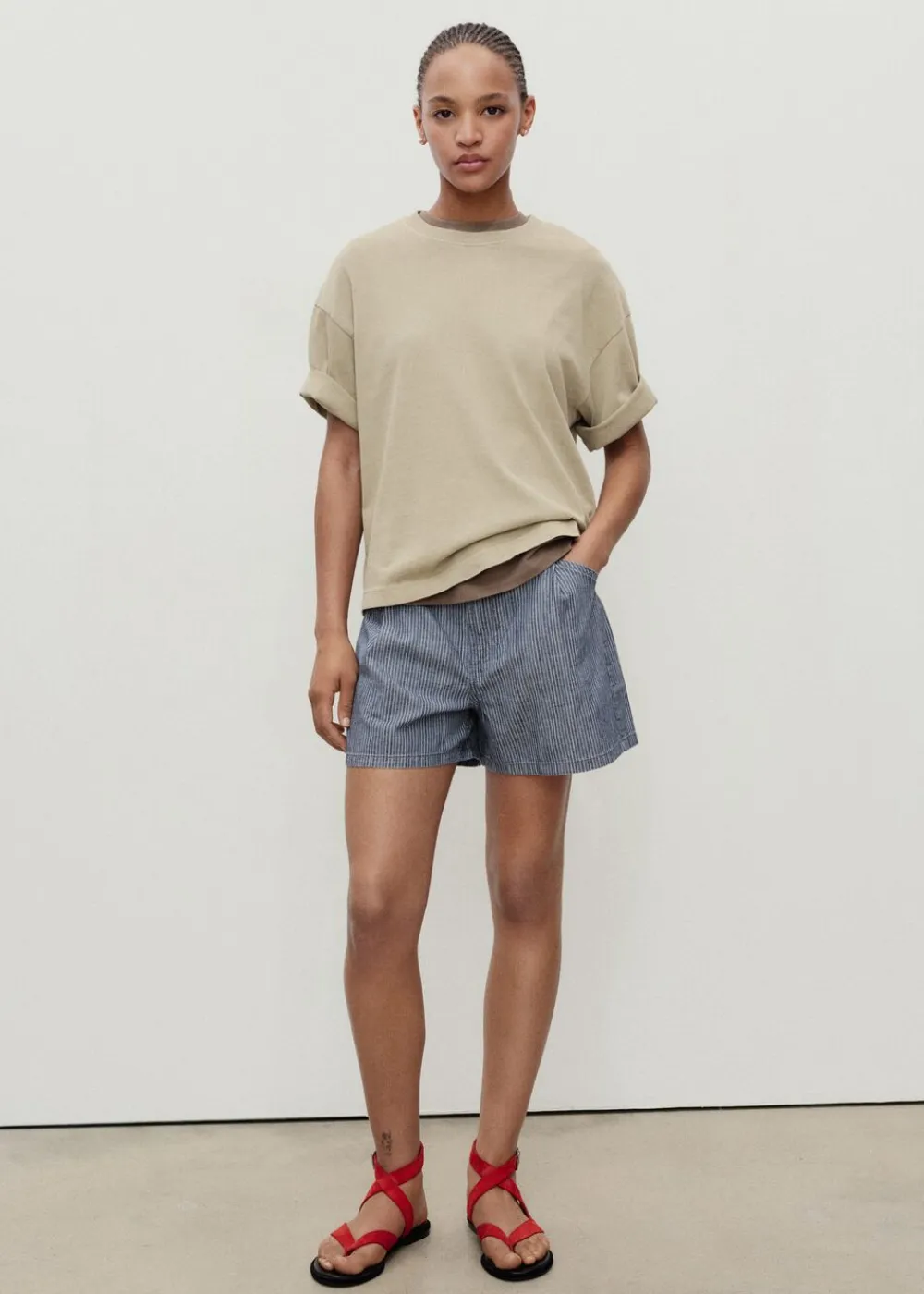 Dame MANGO Mid-rise striped denim shorts