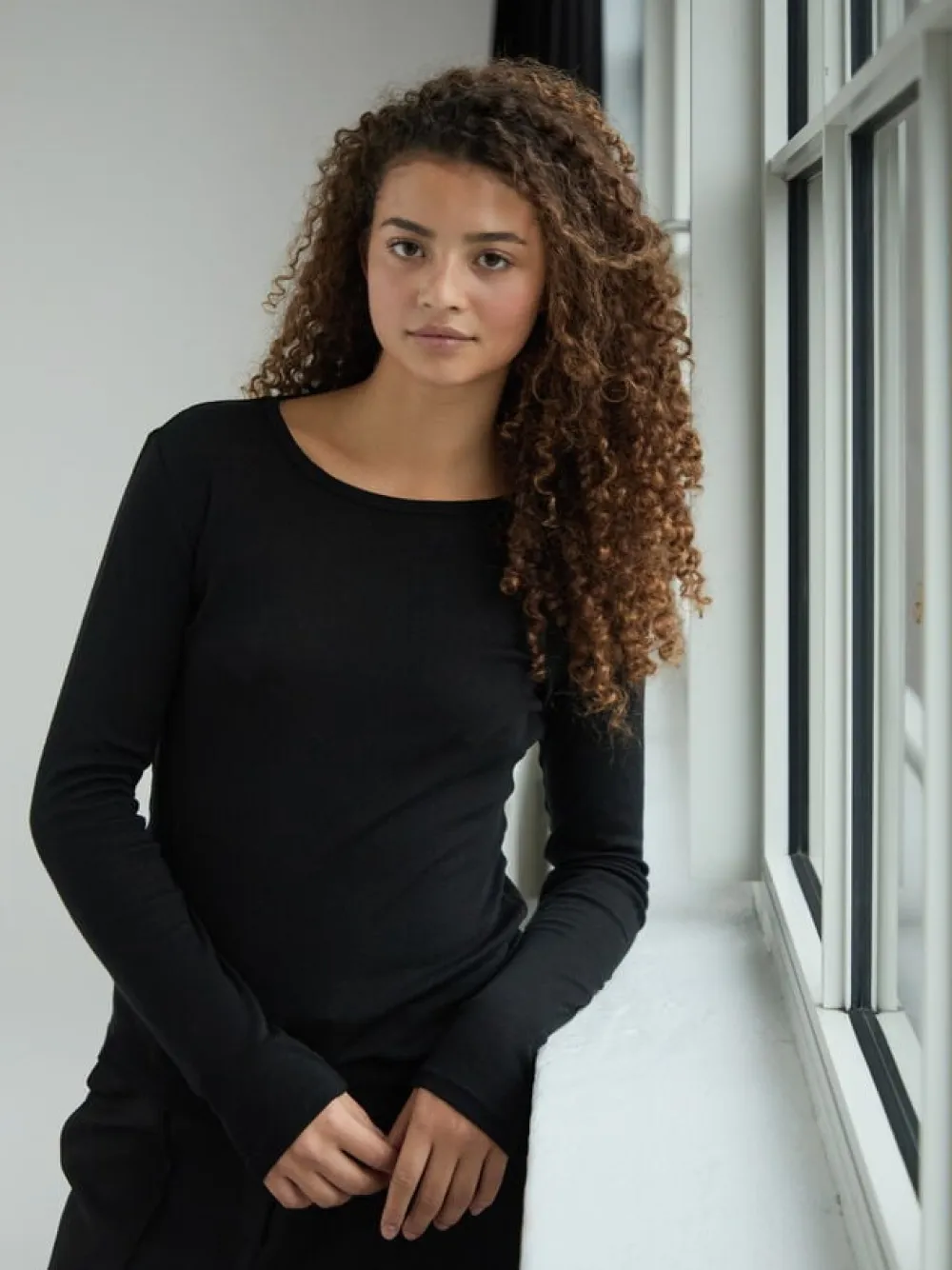 Nella Fine Rib Blouse>Neo Noir