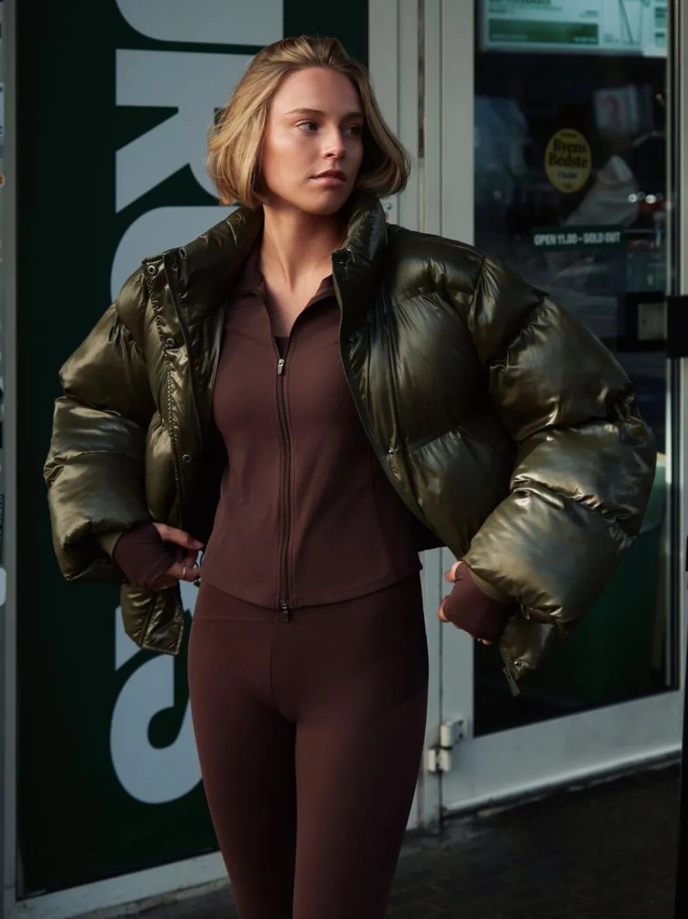 Nolana Zip Blouse>Neo Noir