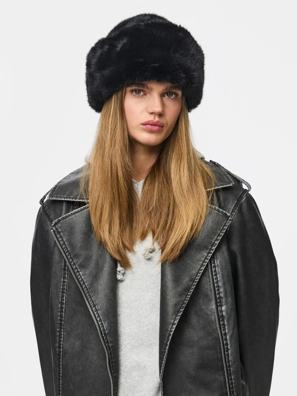 Pieces PCJUTLANDIA HAT Sort Hot