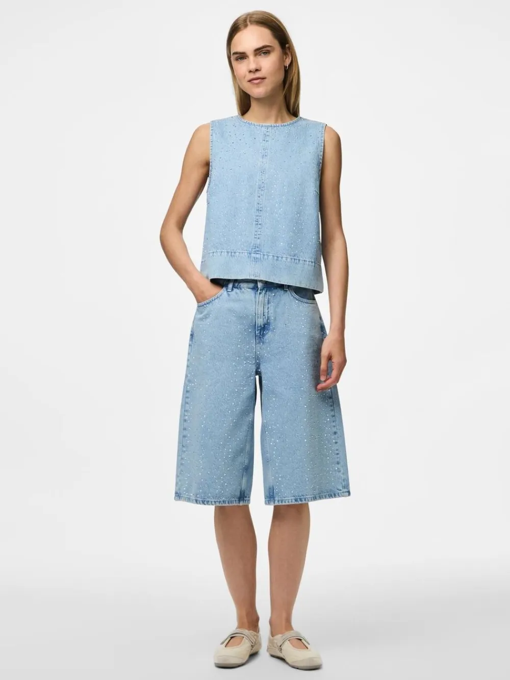 PCNOEL MW DENIM JORTS D2D PP>Pieces Hot