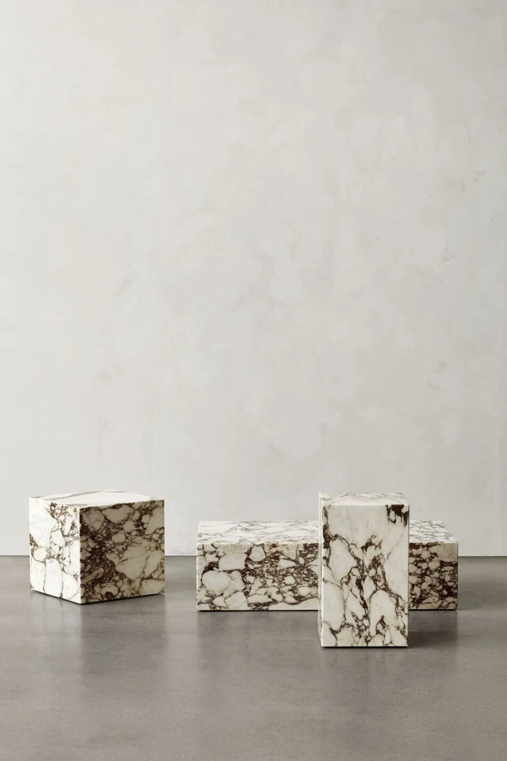 Audo Copenhagen Plinth Low, Calacatta Viola