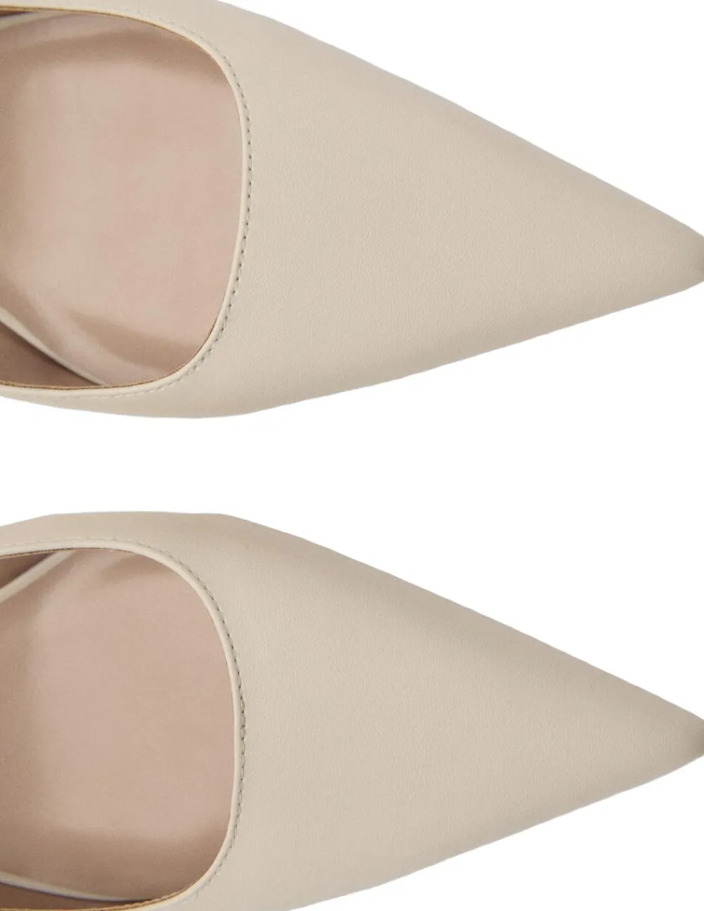 Pointed kitten shoe>MANGO New
