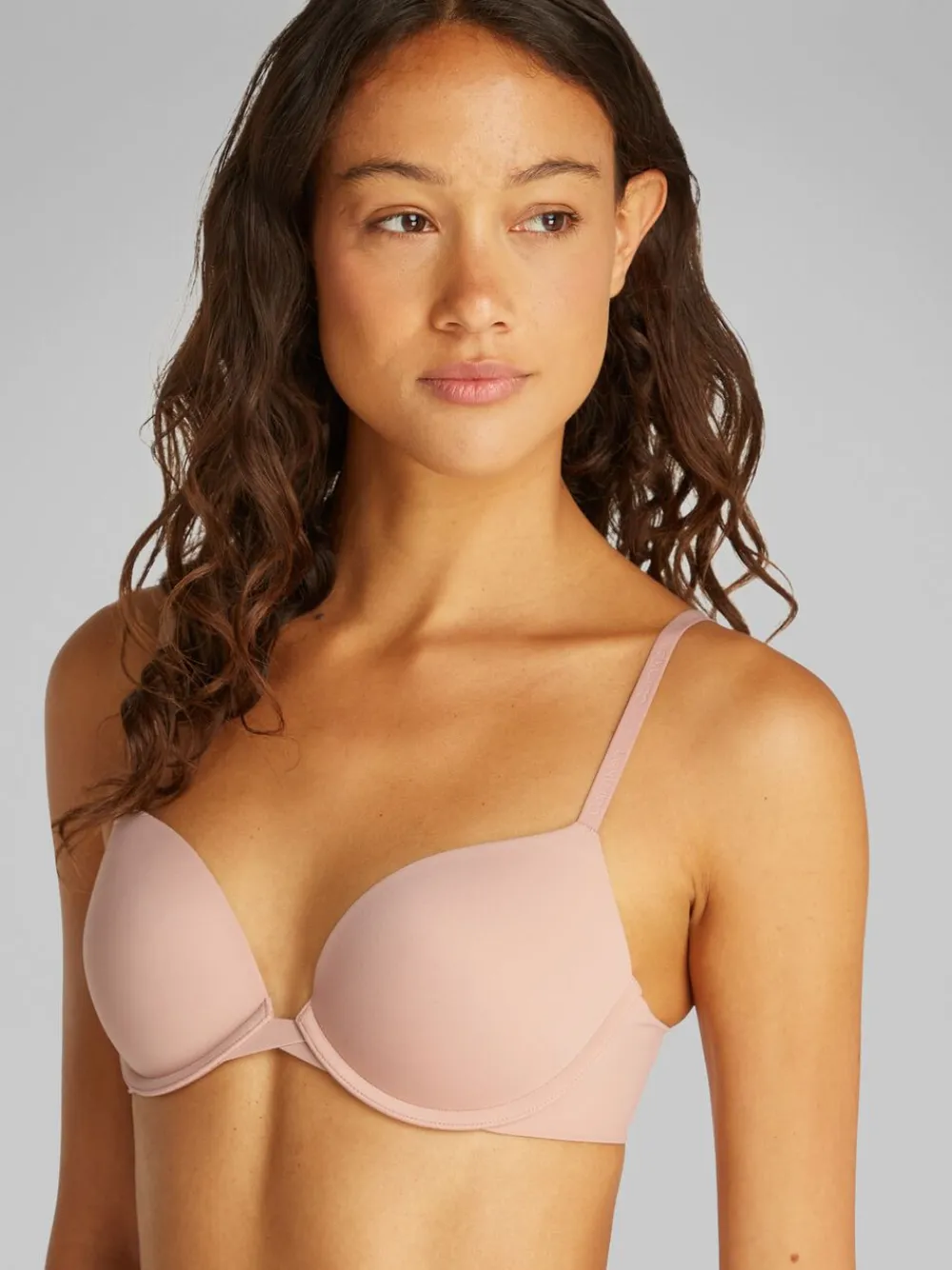 PUSH UP PLUNGE>Calvin Klein Hot