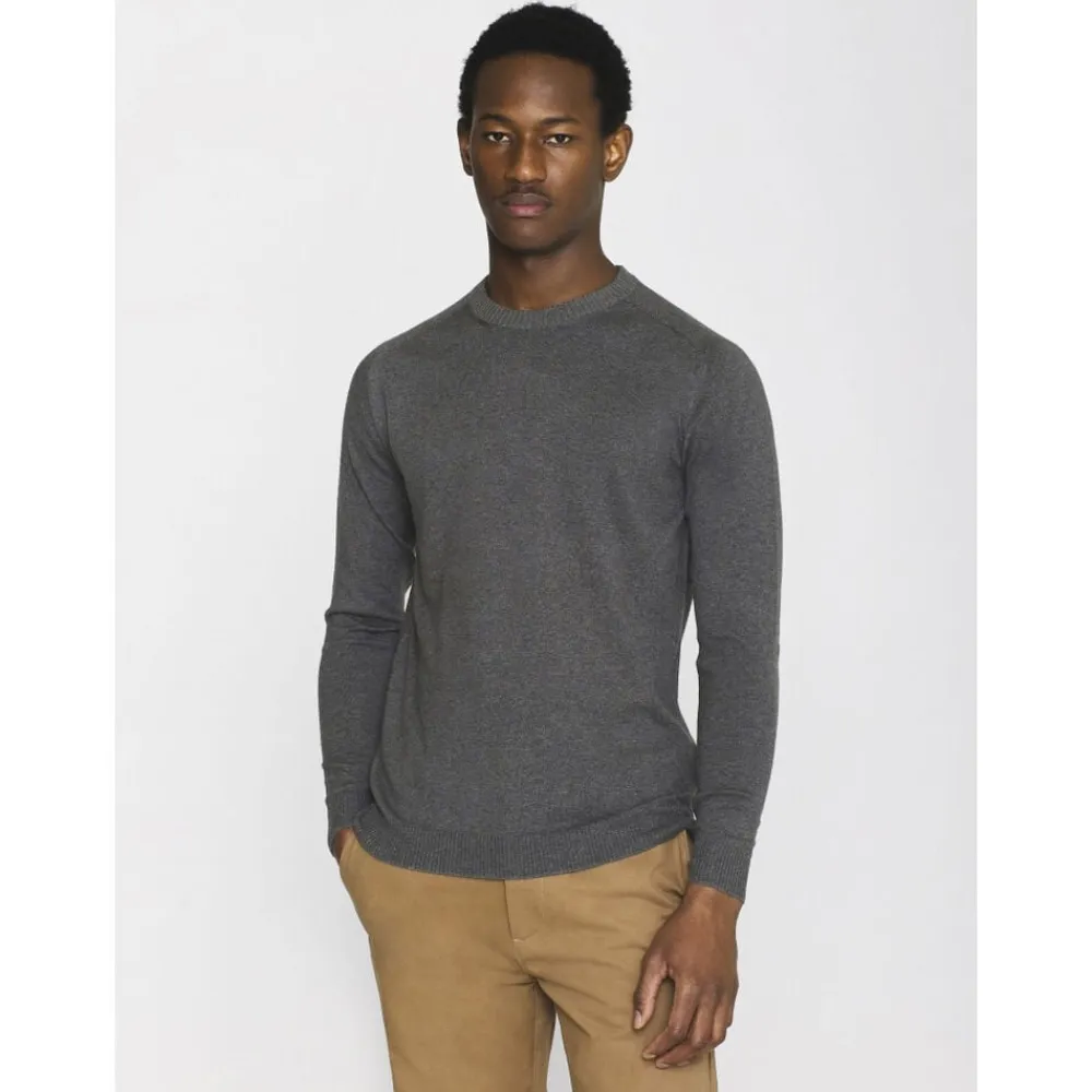 Knowledge Cotton Apparel Regular merino knit crew neck - RWS Grå