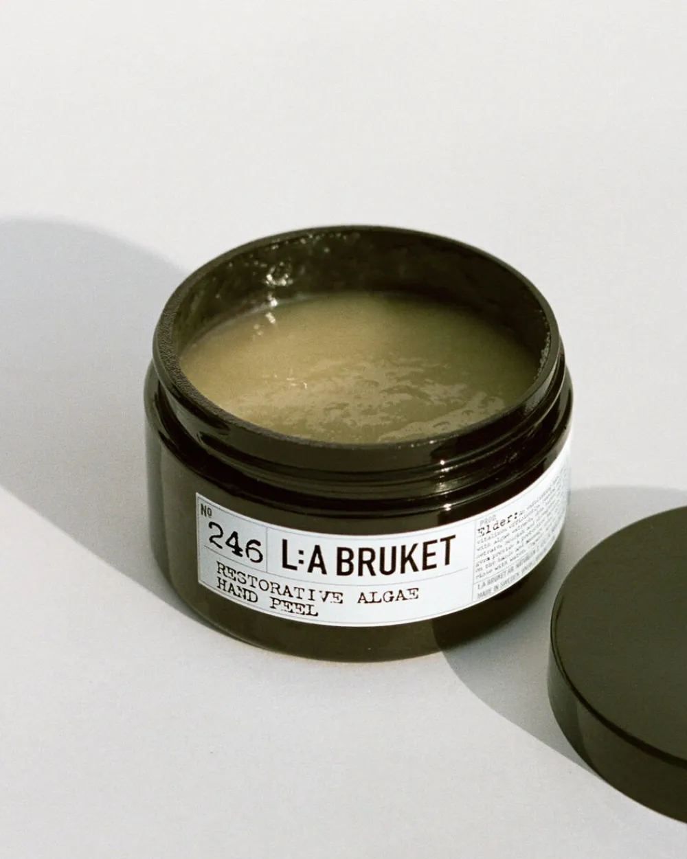 Restorative Algae Hand Peel 120 gram>L:a Bruket Outlet