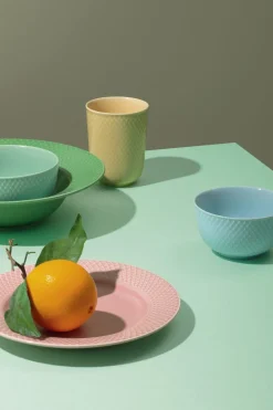 Lyngby Porcelæn Rhombe Frokosttallerken Ø21 cm rosa porcelæn