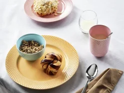 Lyngby Porcelæn Rhombe Krus 33 cl rosa porcelæn