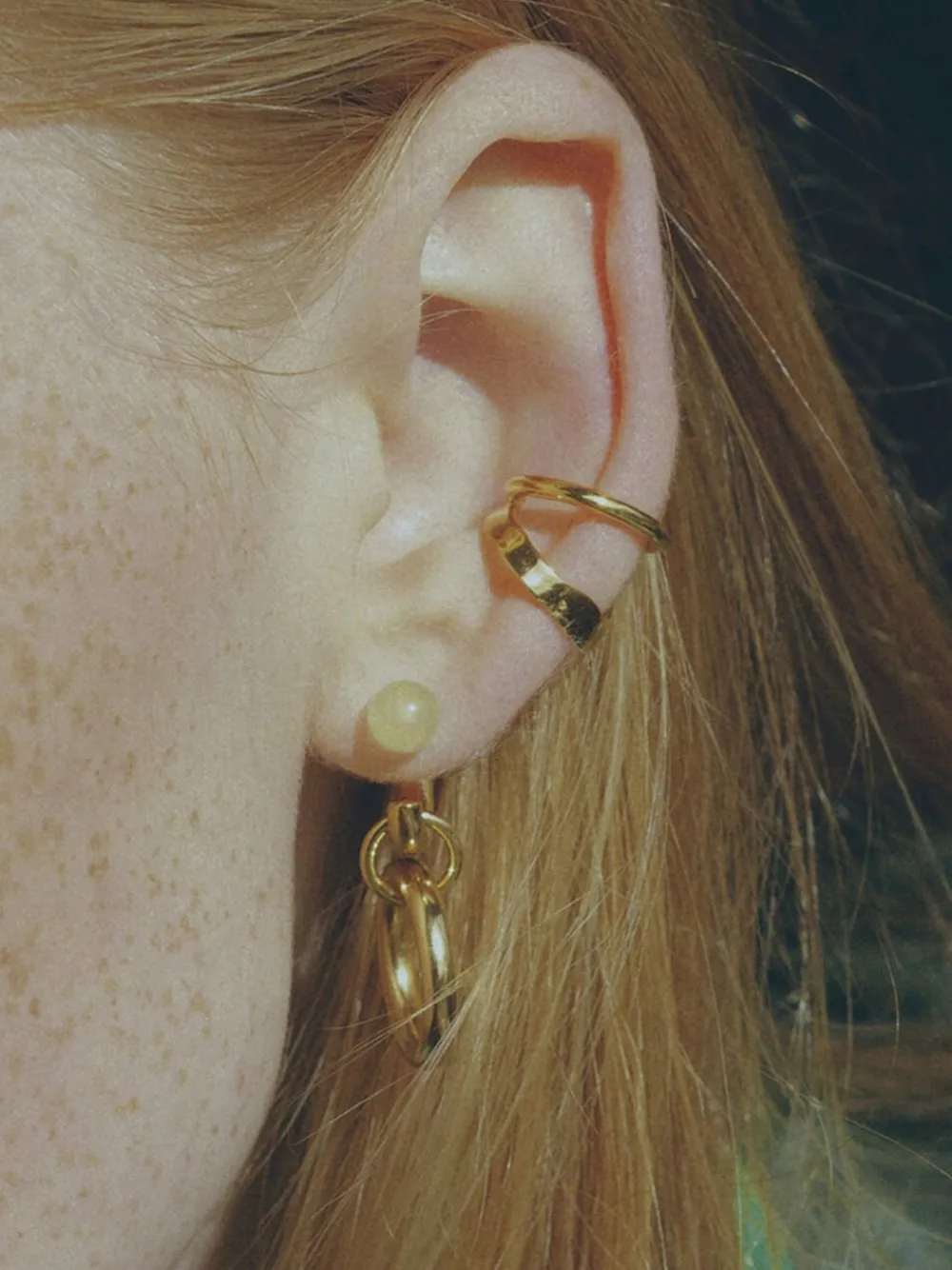 Maria Black Ripples Earcuff Gold New