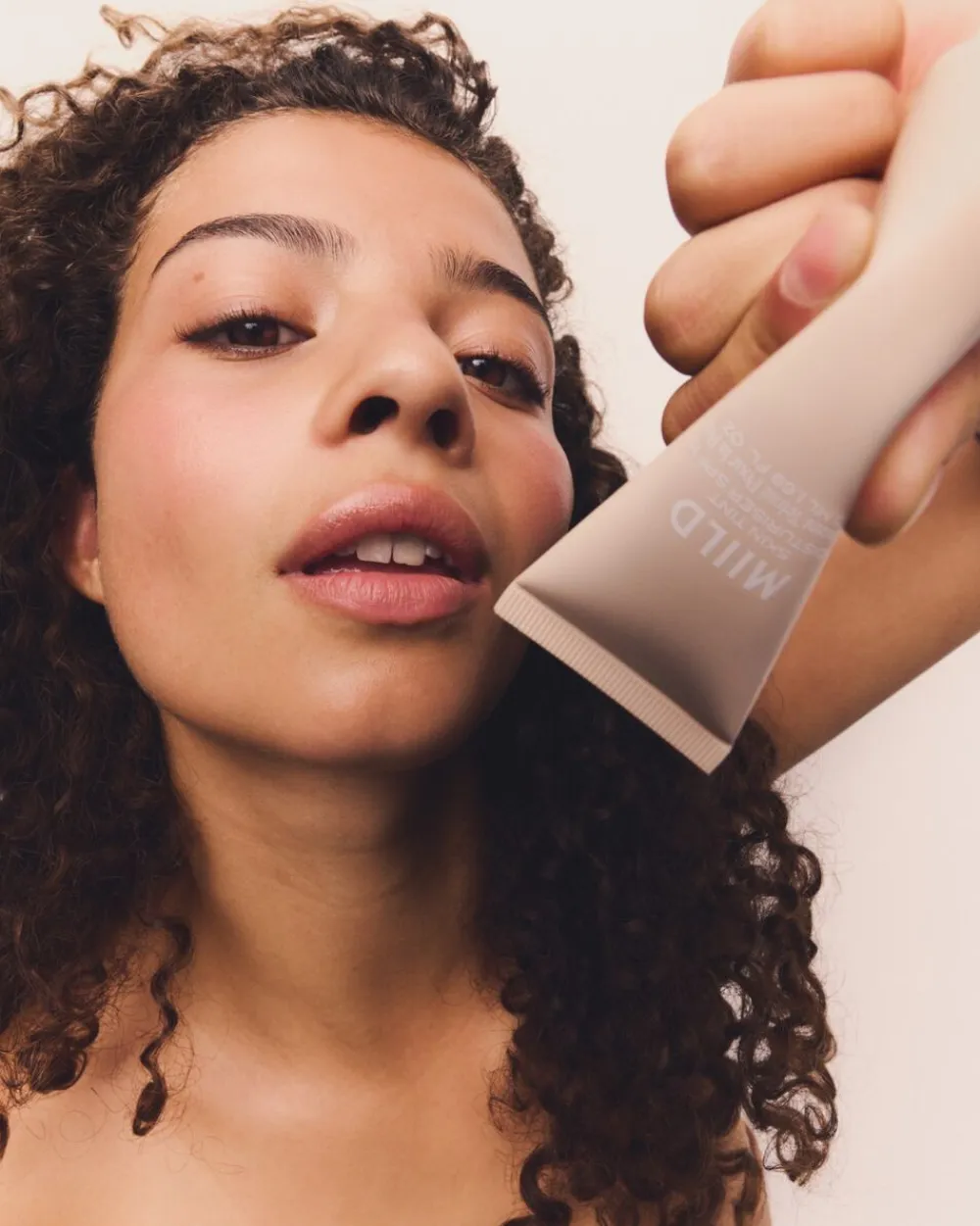 MIILD SKIN TINT MOISTURISER SPF15 Outlet