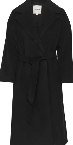Dame Soaked in Luxury SLRubie Belted Coat