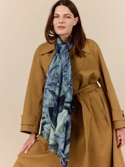 SPRING LEAVES Scarf>Bella Ballou Clearance