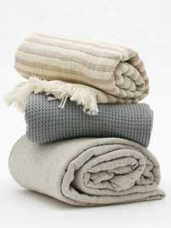 Magasin du Nord Collection Stripe throw Beige Best
