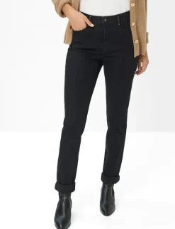 STYLE. CAROLA><noscript><img width=