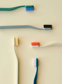 Hay Tann Toothbrush-Off-white and red