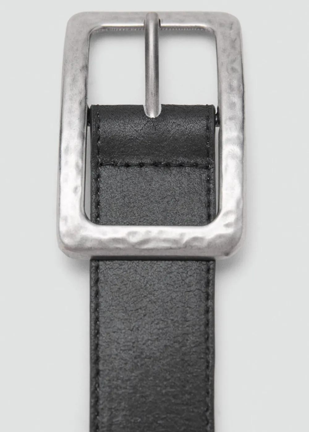 Textured square buckle belt>MANGO New