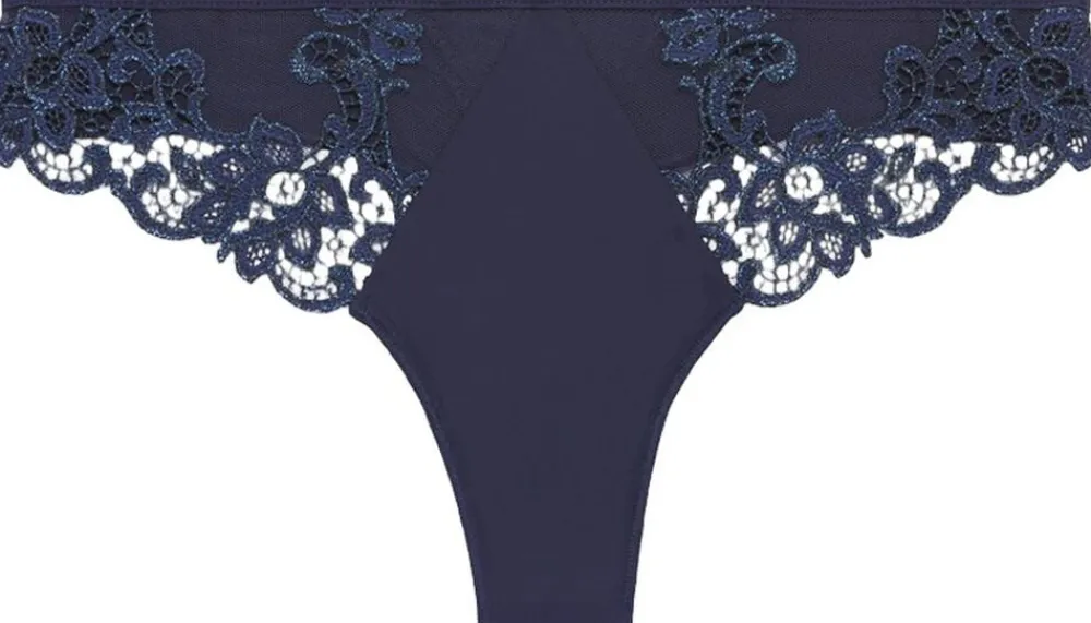 THONG>Simone Pérèle Sale
