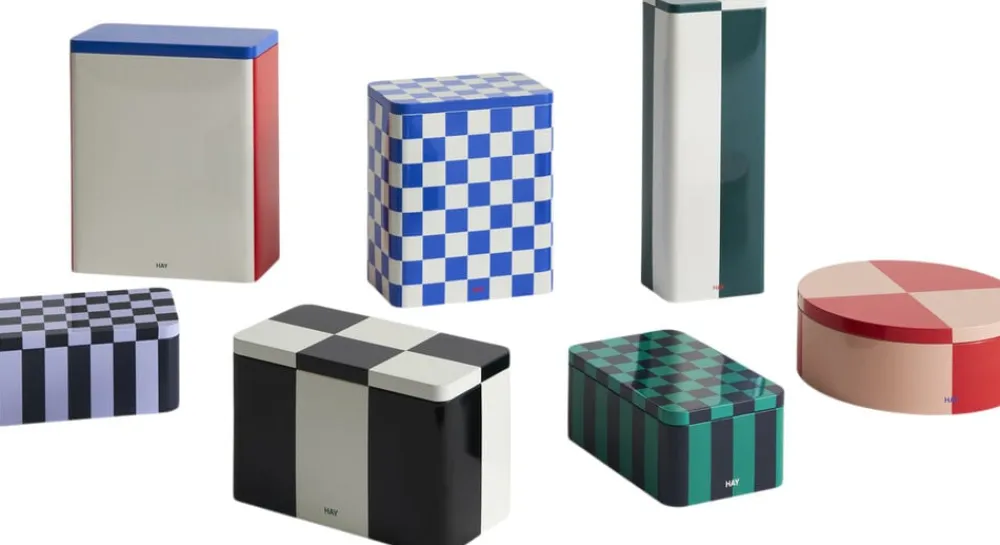 Hay Tin Container-Round-Red and soft pi