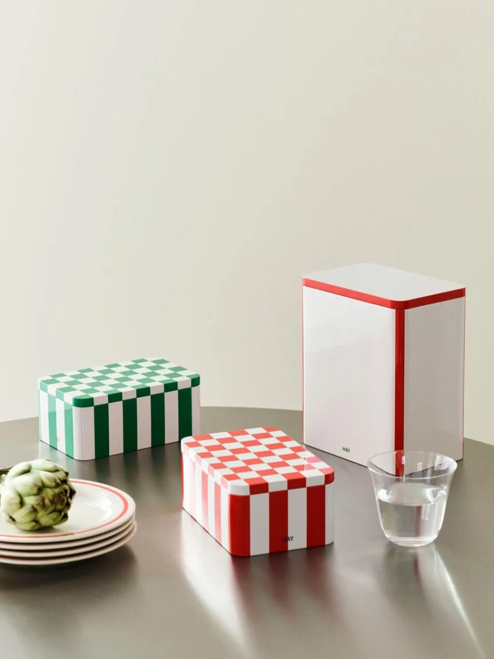 Tin Container-Small-Red and off-whi>Hay Hot