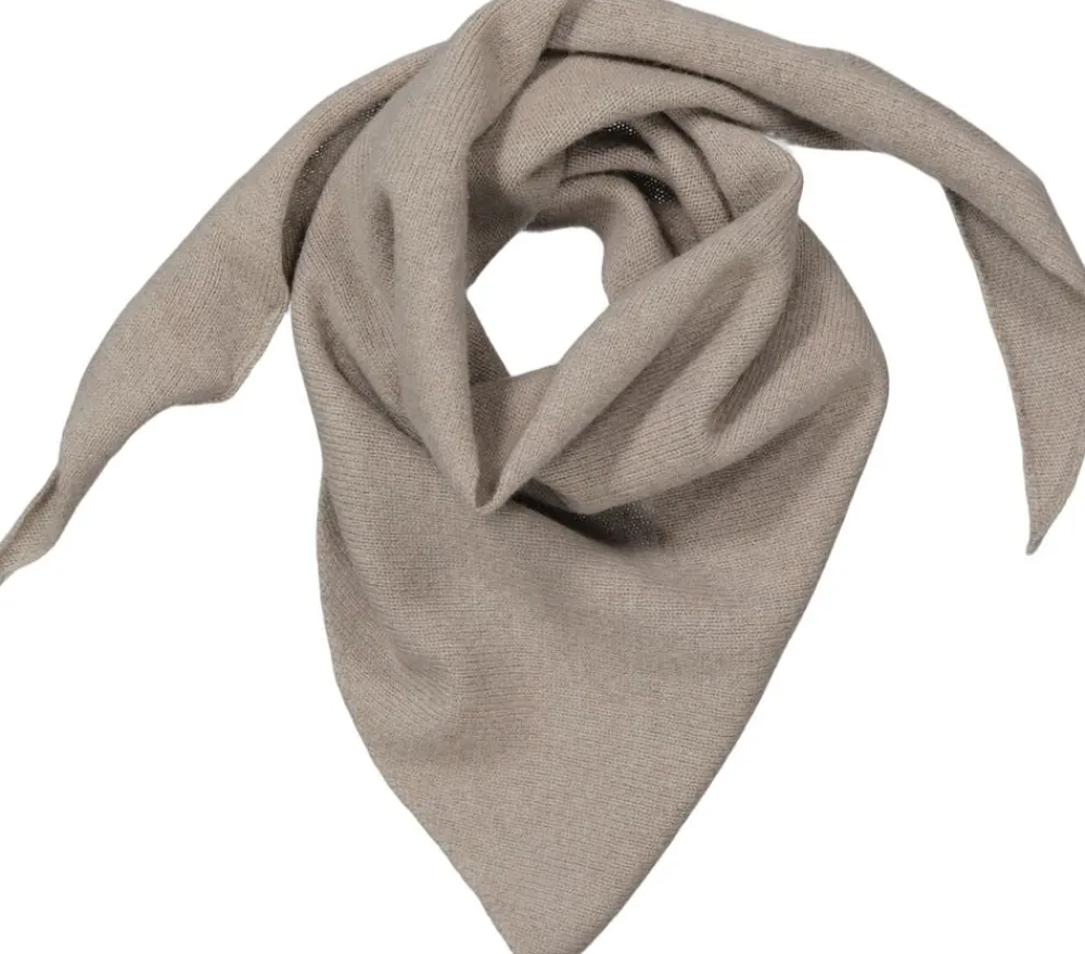 NN.07 Triangle Scarf 6623